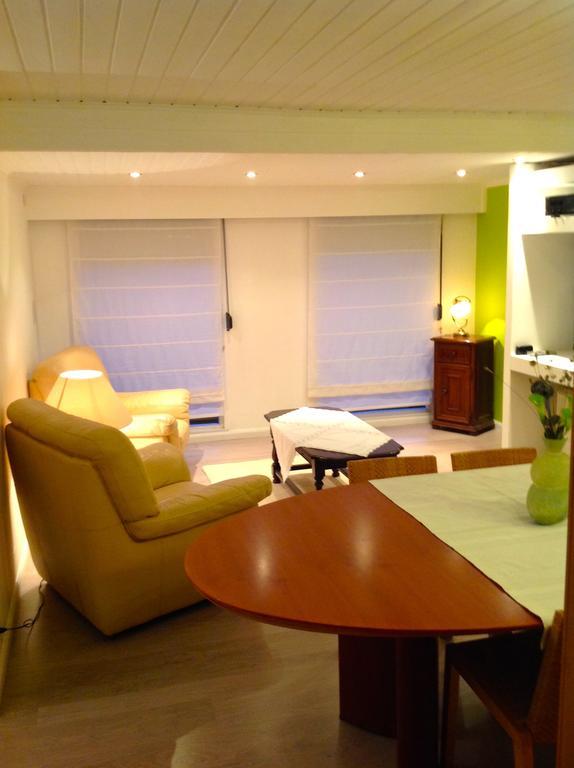 Holiday Home Harmony Brecht Bilik gambar